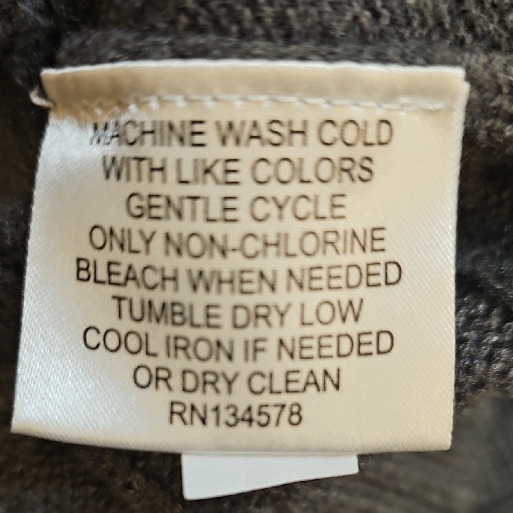 Vineyard Vines Charcoal Cable Knit Sweater with Brown Zipper - Picture 6 of 10